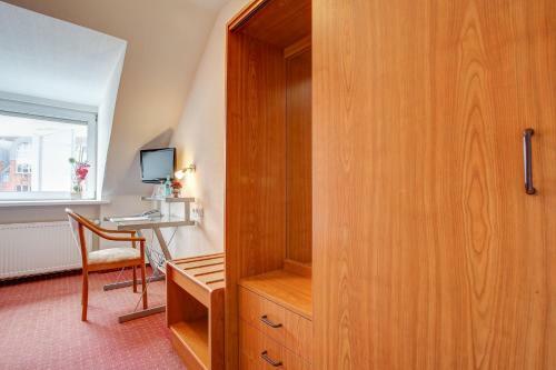 Hotel Consul