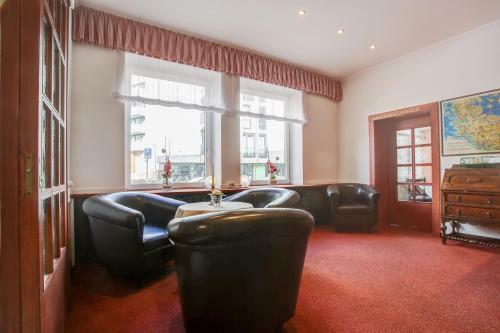 Hotel Consul