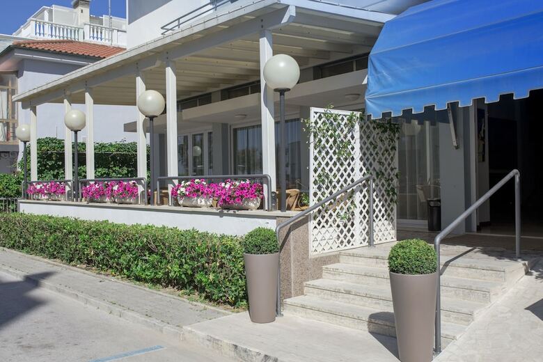 Hotel Paradiso