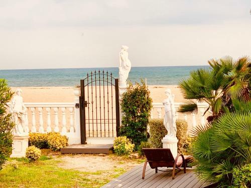 Boutique Home The Beach