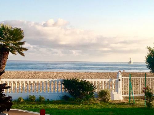 Boutique Home The Beach