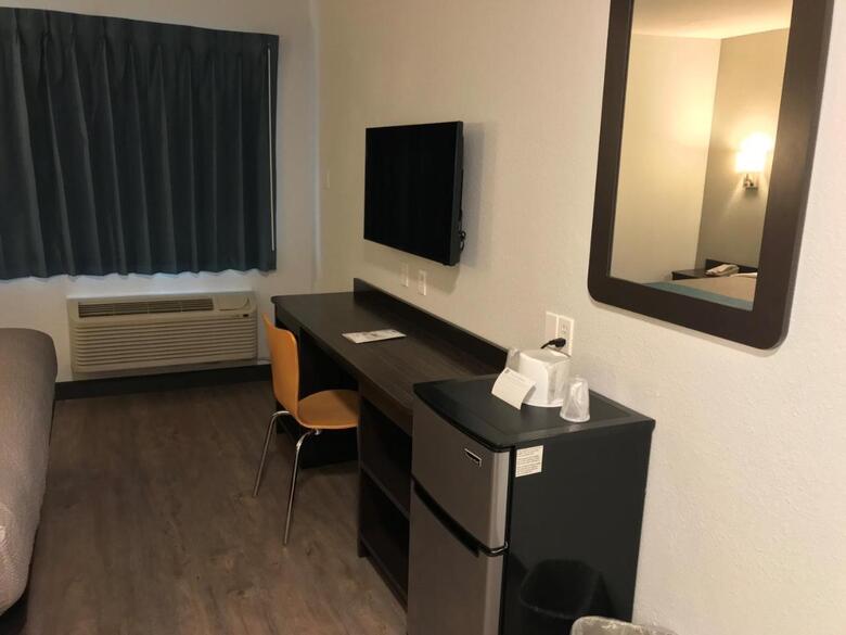 Motel 6 Fort Wayne