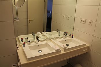 Relexa Hotel Airport D�sseldorf / Ratingen