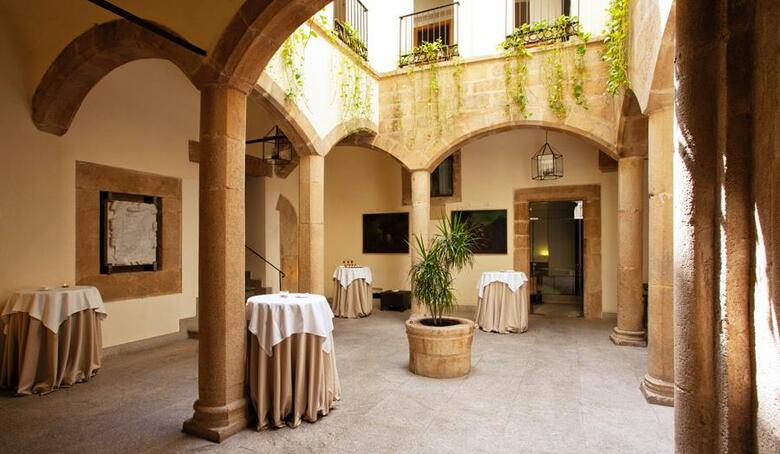Hotel NH Collection C�ceres Palacio de Oquendo