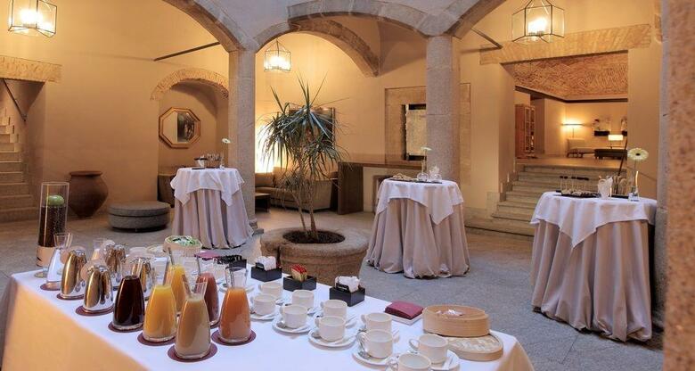 Hotel NH Collection C�ceres Palacio de Oquendo