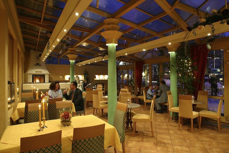 Hotel Kurcafe