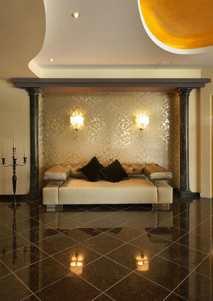 Hotel Kurcafe