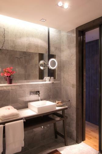 Hostal Andr� Et Viviane Chatelard - Chambres D'h�tes