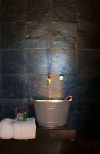 Hostal Andr� Et Viviane Chatelard - Chambres D'h�tes