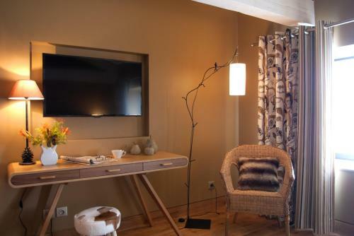 Hostal Andr� Et Viviane Chatelard - Chambres D'h�tes