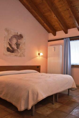 Hotel Meubl� Lo Miete Viei