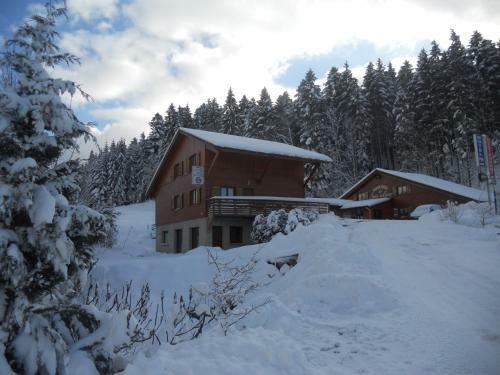 Hotel Auberge Du Saut Des Cuves