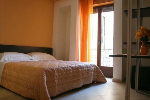 Hostal Corte Roma