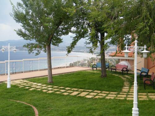 Hotel Baia Dell'est