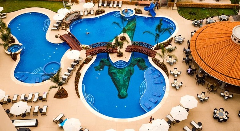 Hotel Croc's Casino Resort