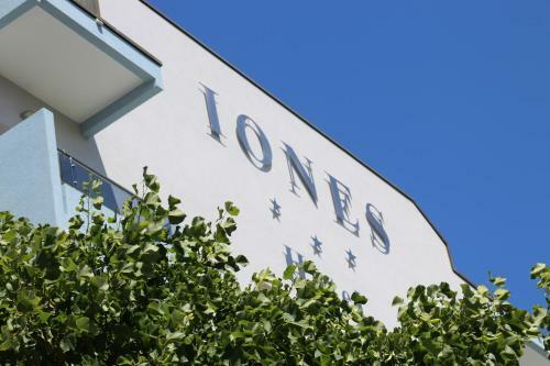 Hotel Iones