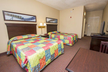 Hotel Cedar Points Breakers Express