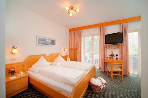 Hotel Pensione Etschblick