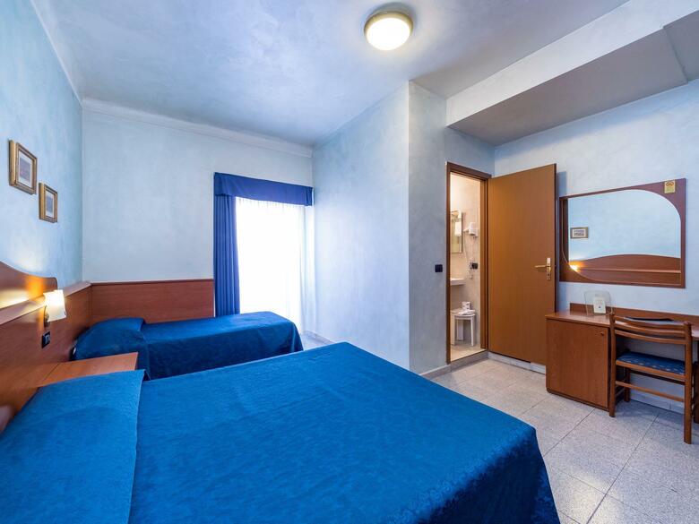 Hotel Aurora