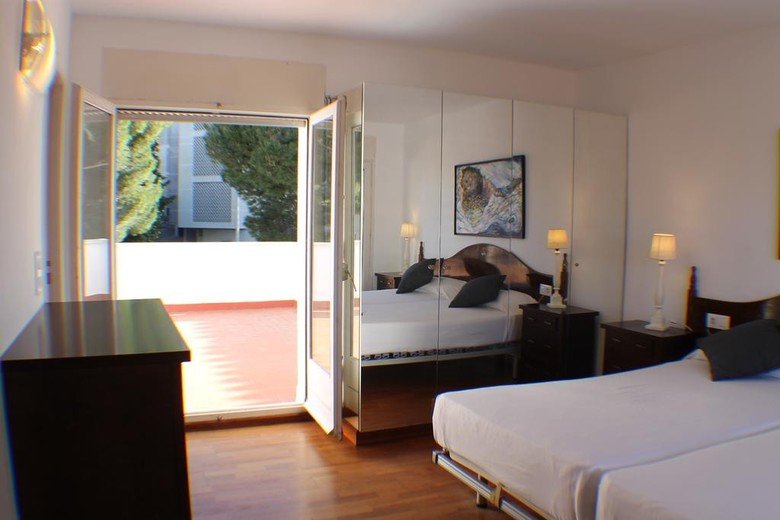 Agi Riu Segre Villa