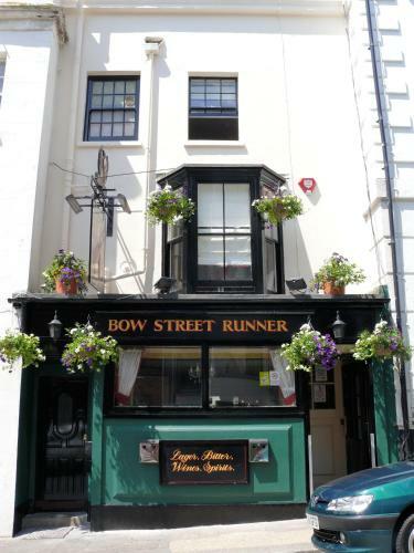 Hostal Bow Street Runner