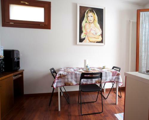 Hostal B&B By Max