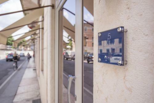Hostal Cinque