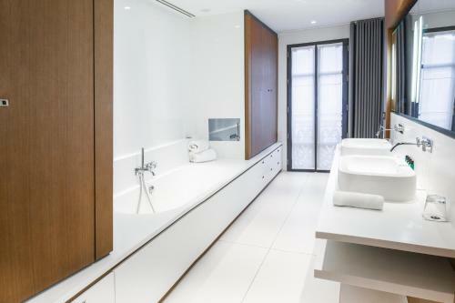 Hotel C2