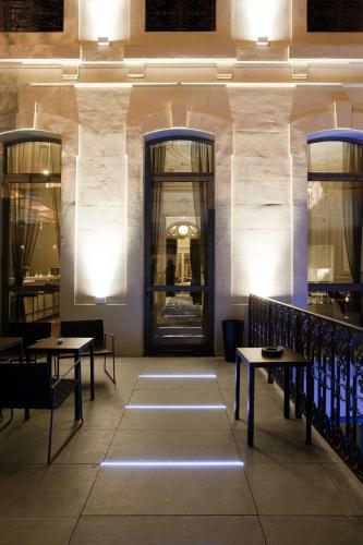 Hotel C2