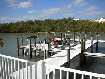 The Boathouse Motel