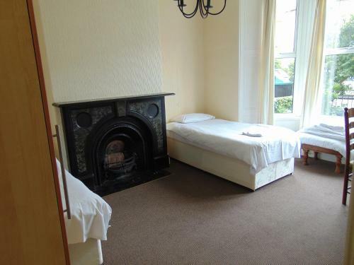 Flat 5 Apartments