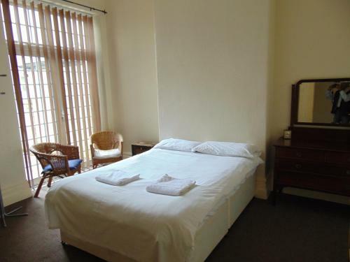 Flat 5 Apartments