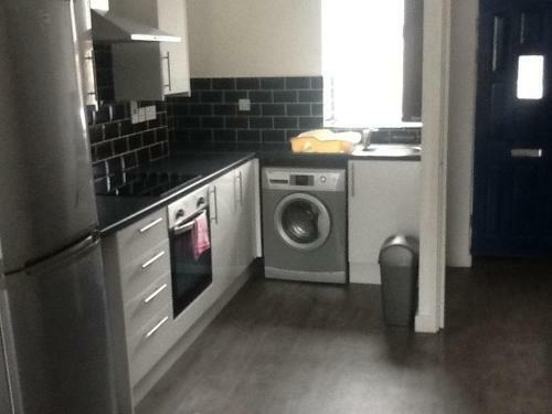Flat 5 Apartments