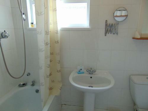 Flat 5 Apartments