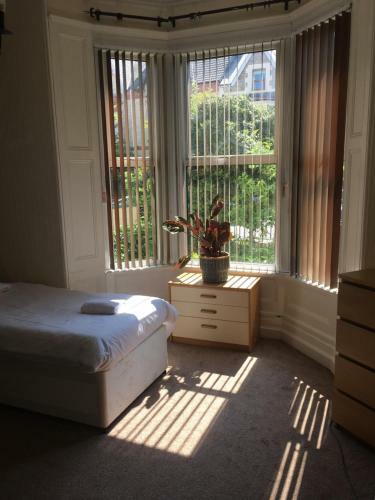 Flat 5 Apartments