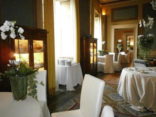Hostal Palazzo Romani Adami