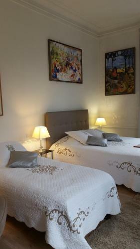 Bed & Breakfast Chambres D'h�tes - La Villa de La Paix