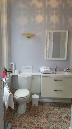 Bed & Breakfast Chambres D'h�tes - La Villa de La Paix