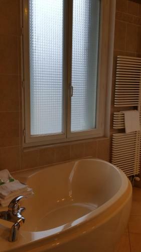 Bed & Breakfast Chambres D'h�tes - La Villa de La Paix