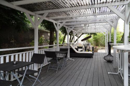 Bed & Breakfast Chambres D'h�tes - La Villa de La Paix