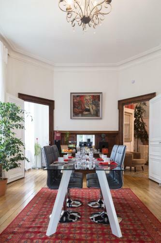 Bed & Breakfast Chambres D'h�tes - La Villa de La Paix