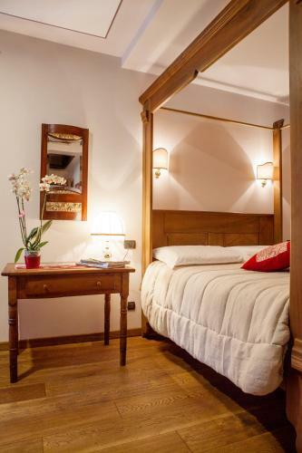 Hostal A' La Table Du Sommelier