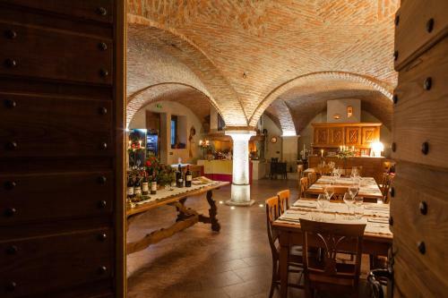 Hostal A' La Table Du Sommelier