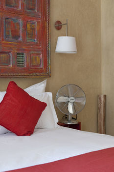 Riad Anata