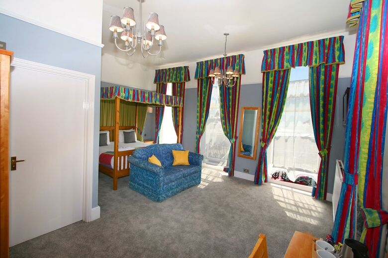The Pier Hotel