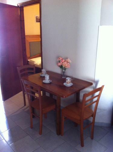 Manias Apartments
