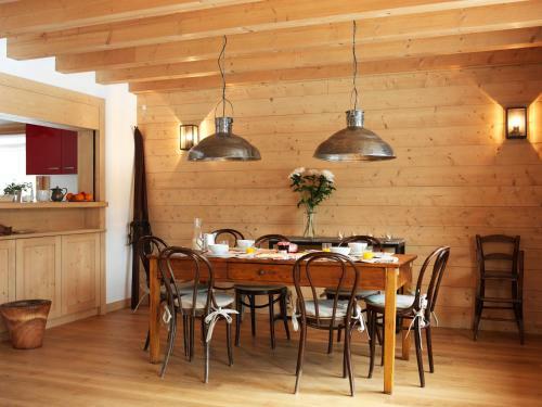 Les Chalets Des Liarets