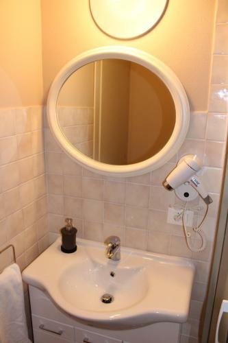 B&B Temenos