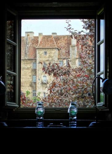 Bed & Breakfast Chateau Vue Boussac Chambres D'h�tes