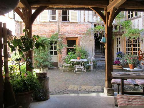 Bed & Breakfast Chambres D'h�tes A L'ecole Buissonniere